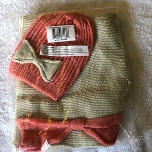 Hat and scarf set
